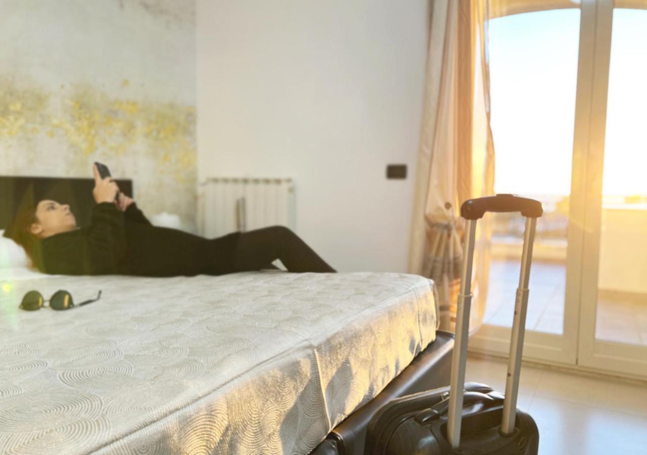 Skyline Hotel Civitavecchia Kültér fotó